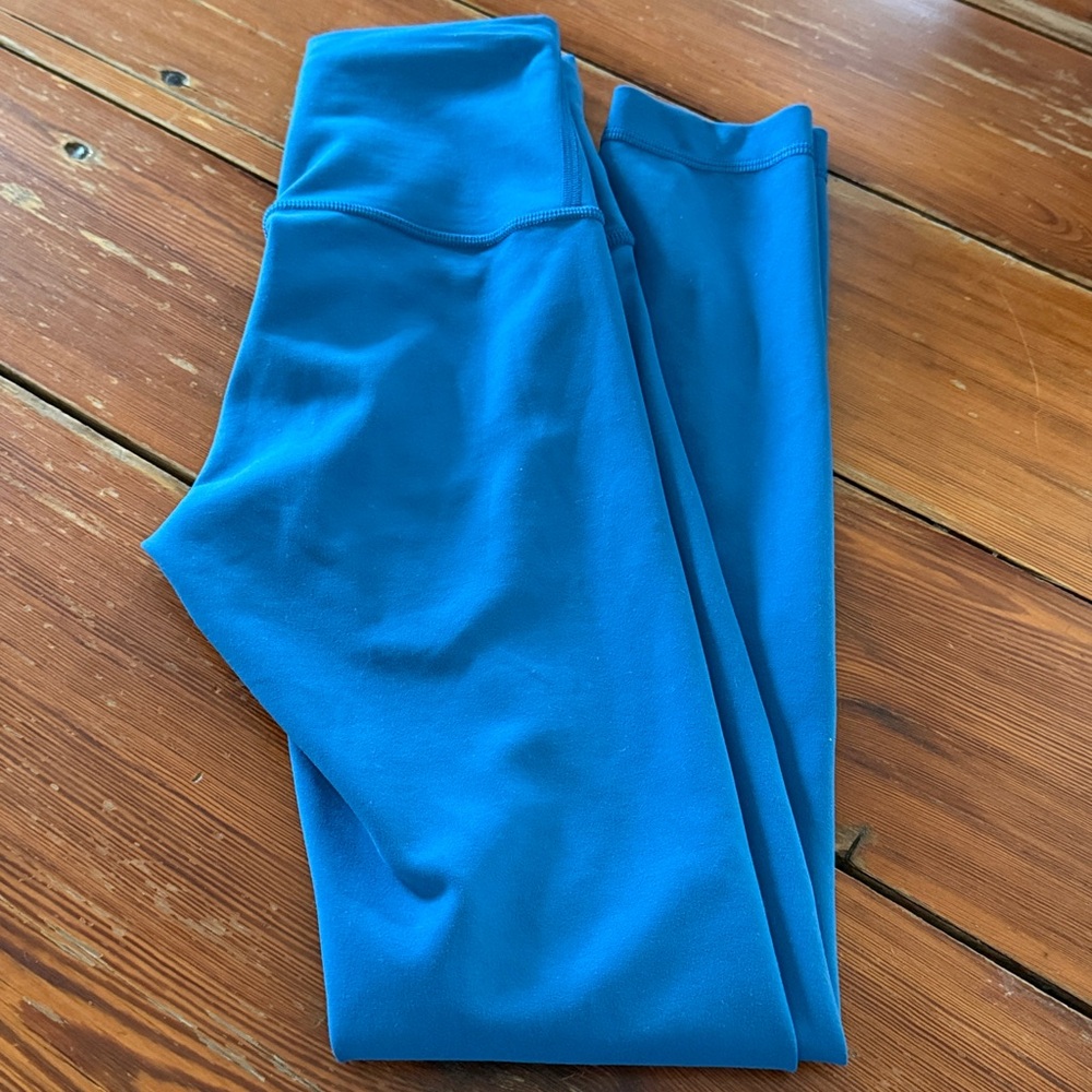 Lululemon 25” Wunder Train Blue Leggings - Picture 6 of 6